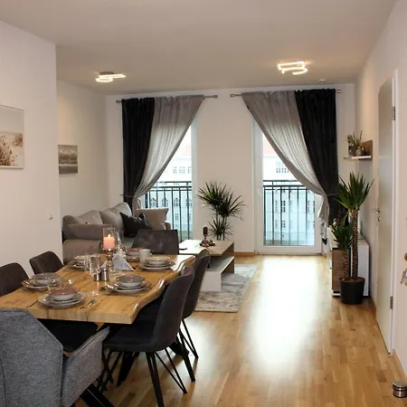 Zentrum Residenz - Wohnen Auf Hoechstem Niveau Apartment *