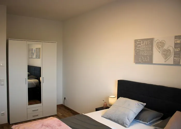 Zentrum Residenz - Wohnen Auf Hoechstem Niveau *